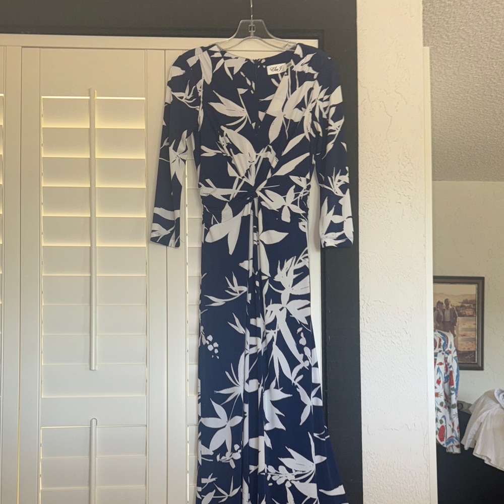 Eliza J Women's Navy and White Floral jumpsuit size 2